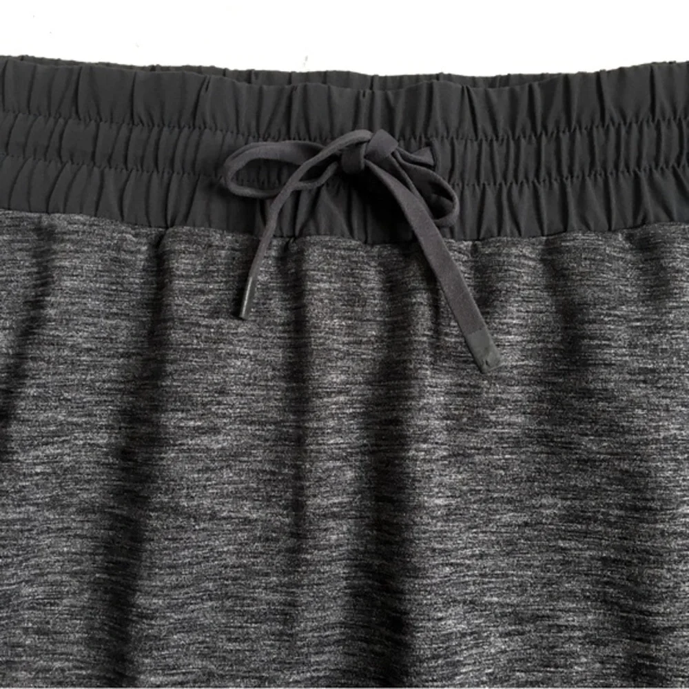 Athleta Excursion Hybrid Skort Black Heather Medium